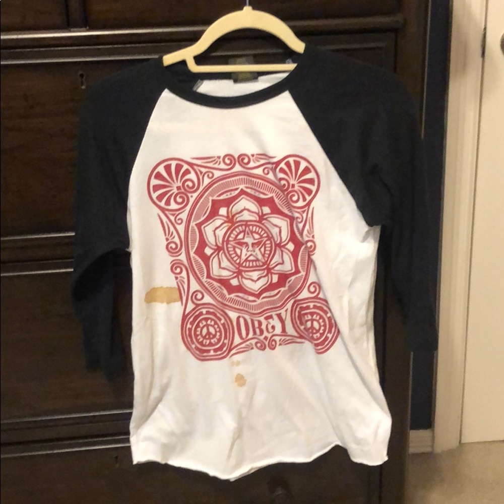 Women’s Obey Raglan Tee Stained